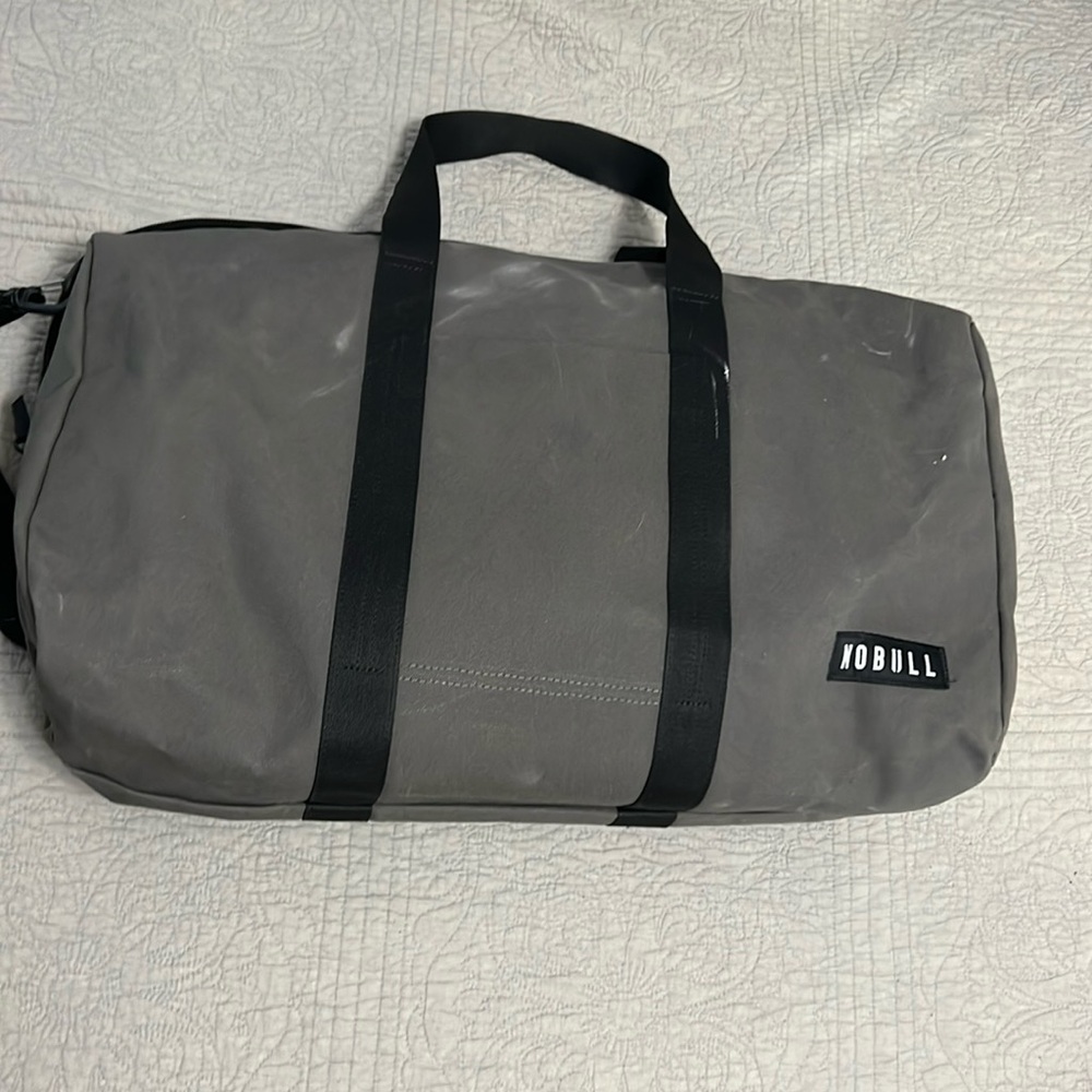 NOBULL gray canvas duffle bag